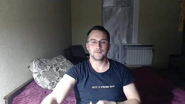 Sanderx online show from March 12, 2025, 9:35 pm