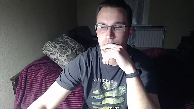 Sanderx online show from March 6, 2025, 9:09 pm