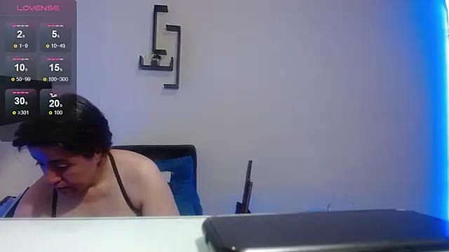 Snapshot of Saori_san_ chatting on January 9, 2025, 1:13 pm Saori san online show from January 9, 2025, 1:13 pm