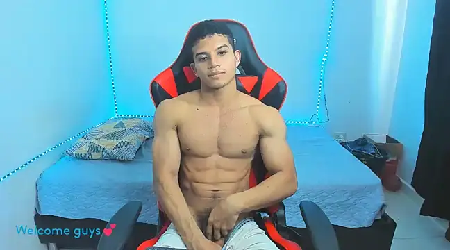 oliver thompsson7 online show from February 6, 2025, 8:13 pm