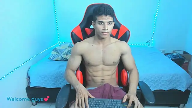 oliver thompsson7 online show from January 8, 2025, 11:52 pm