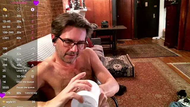 Snapshot of Johnny_Bottoms chatting on March 20, 2025, 1:13 am Johnny Bottoms online show from March 20, 2025, 1:13 am