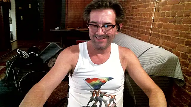 Snapshot of Johnny_Bottoms chatting on April 10, 2026, 9:55 pm Johnny Bottoms online show from April 10, 2026, 9:55 pm