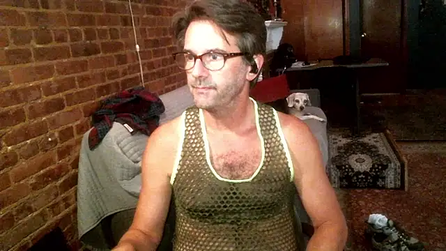 Snapshot of Johnny_Bottoms chatting on October 3, 2025, 9:16 pm Johnny Bottoms online show from October 3, 2025, 9:16 pm