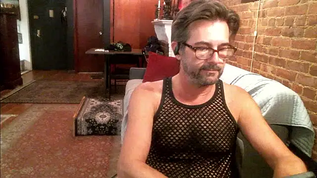 Snapshot of Johnny_Bottoms chatting on September 11, 2025, 10:32 pm Johnny Bottoms online show from September 11, 2025, 10:32 pm