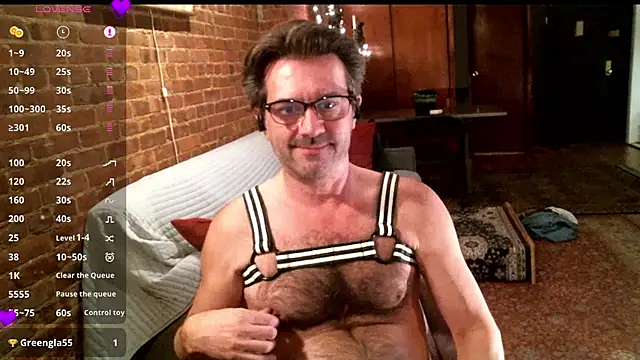 Snapshot of Johnny_Bottoms chatting on March 12, 2025, 11:01 pm Johnny Bottoms online show from March 12, 2025, 11:01 pm