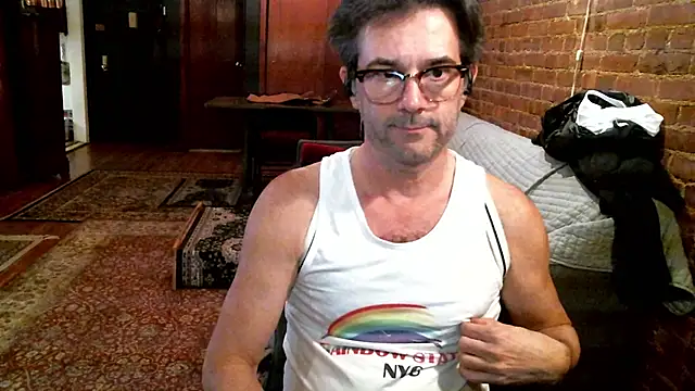 Snapshot of Johnny_Bottoms chatting on March 27, 2026, 10:33 pm Johnny Bottoms online show from March 27, 2026, 10:33 pm
