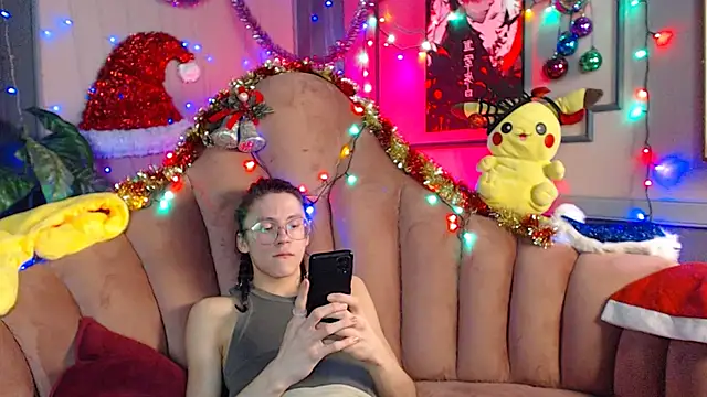 Snapshot of -Kerosene- chatting on January 11, 2025, 4:27 am -Kerosene- online show from January 11, 2025, 4:27 am