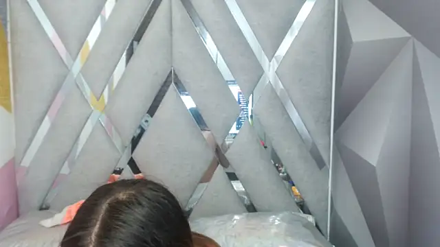 Valeria grey69 online show from February 27, 2025, 4:32 pm