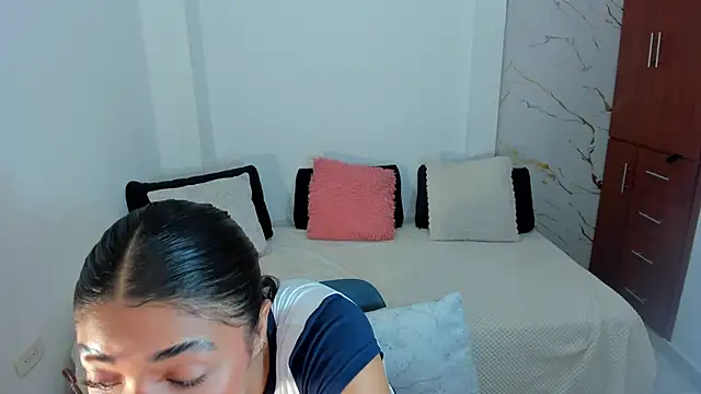 Snapshot of martina_roldam chatting on June 27, 2026, 1:22 am martina roldam online show from June 27, 2026, 1:22 am