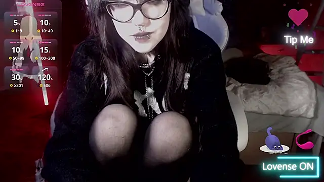 chloe crystall killer online show from September 19, 2025, 1:09 am