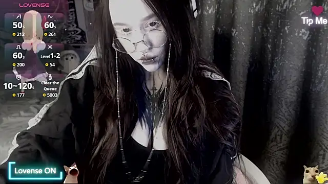 Snapshot of chloe_crystall_killer chatting on May 24, 2026, 2:00 am chloe crystall killer online show from May 24, 2026, 2:00 am