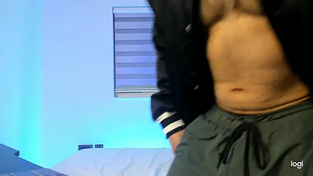 BradLeon  online show from March 15, 2025, 1:19 am