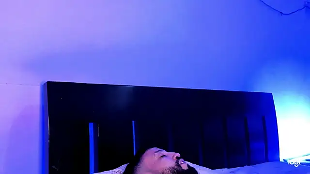 BradLeon  online show from March 22, 2025, 3:52 am