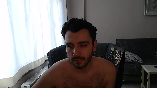 handsomeee04 online show from February 11, 2026, 2:17 pm