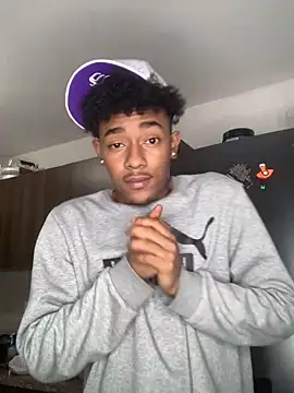 Boy cock18 online show from October 19, 2025, 6:27 am