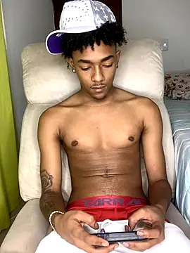 Boy cock18 online show from November 5, 2025, 6:55 pm