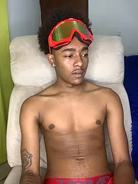 Boy cock18 online show from October 16, 2025, 6:05 pm