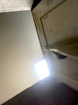 Snapshot of ekskekejejej chatting on October 11, 2025, 11:28 pm ekskekejejej online show from October 11, 2025, 11:28 pm