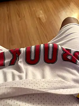 andreiwhite2  online show from September 22, 2025, 6:30 am