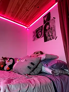 Snapshot of lauuraww chatting on September 24, 2025, 9:38 am lauuraww online show from September 24, 2025, 9:38 am