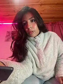 Snapshot of lauuraww chatting on September 30, 2025, 2:12 pm lauuraww online show from September 30, 2025, 2:12 pm