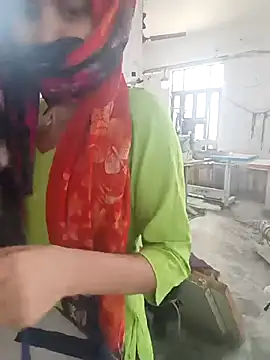 KumarSilencesex21 online show from April 12, 2026, 7:44 am