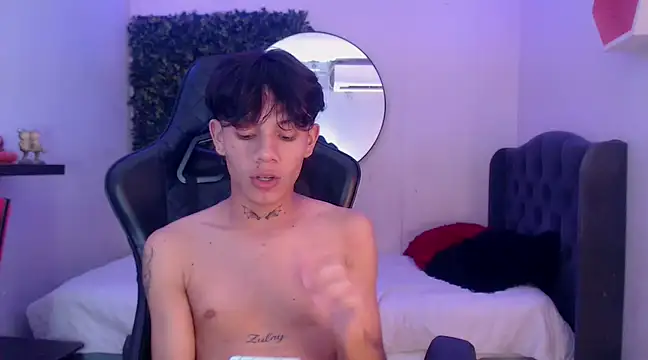 andy dan18 online show from February 25, 2025, 8:11 pm