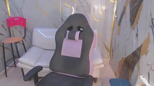 andy dan18 online show from October 6, 2025, 3:13 pm