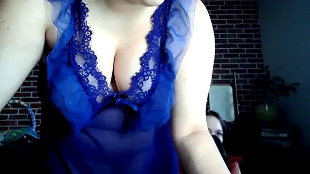 Heleneecesmecs2 online show from September 21, 2025, 2:00 pm