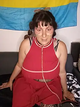 Heleneecesmecs2 online show from June 6, 2026, 7:08 pm