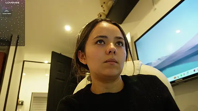 Hannah-Rose online show from January 12, 2025, 2:35 am