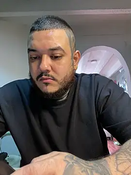 El Titan1998 online show from September 25, 2025, 8:15 pm