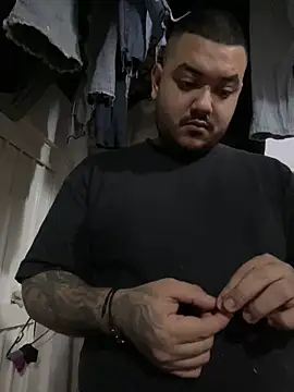 El Titan1998 online show from March 8, 2025, 10:22 am