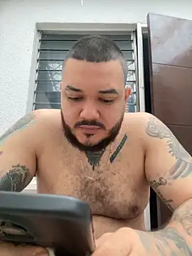 El Titan1998 online show from November 28, 2025, 11:32 am