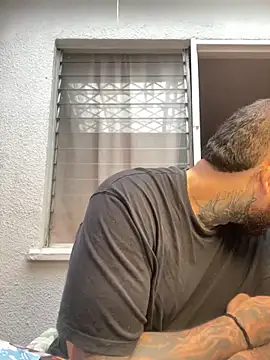 El Titan1998 online show from February 21, 2026, 12:18 pm