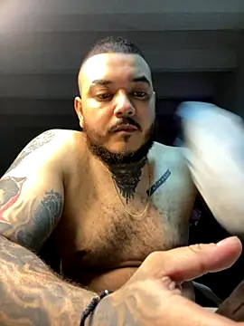 El Titan1998 online show from September 24, 2025, 11:10 pm