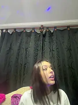 Snapshot of BlueStoneX chatting on March 5, 2025, 5:29 am BlueStoneX online show from March 5, 2025, 5:29 am