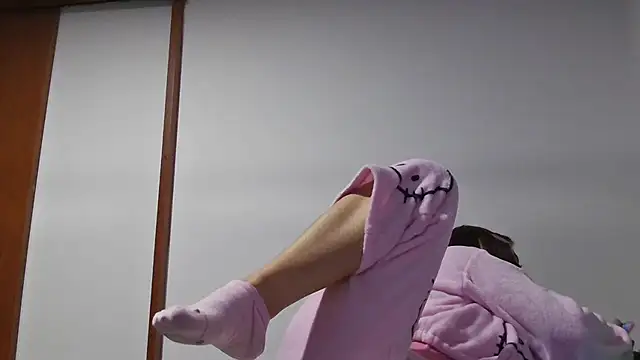 Snapshot of BlueStoneX chatting on October 16, 2025, 7:05 am BlueStoneX online show from October 16, 2025, 7:05 am