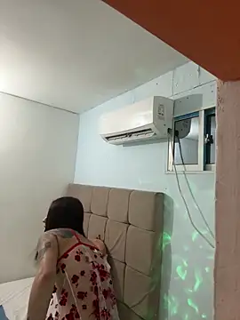 Snapshot of BlueStoneX chatting on March 21, 2025, 7:11 am BlueStoneX online show from March 21, 2025, 7:11 am