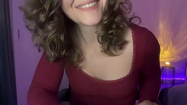 leahsparkles online show from October 15, 2025, 11:07 am