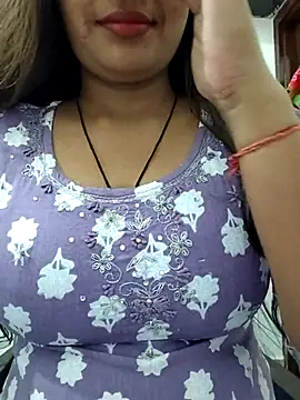 cute monu online show from October 3, 2025, 4:25 am