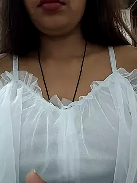 cute monu online show from October 4, 2025, 3:41 am