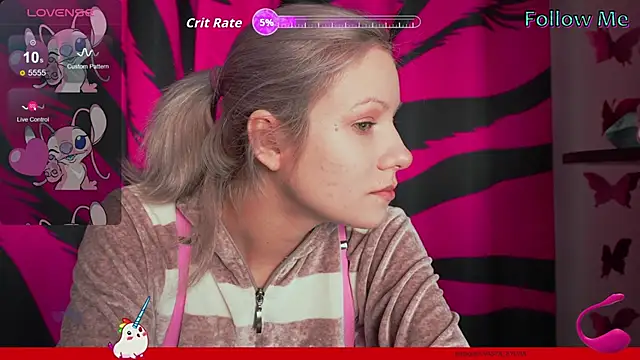 Snapshot of Vasya_Sylvia chatting on October 19, 2025, 8:39 am Vasya Sylvia online show from October 19, 2025, 8:39 am