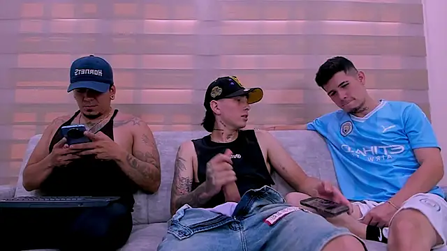 hell twink online show from January 21, 2025, 8:21 pm