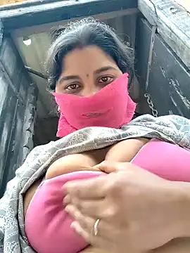 Snapshot of sweet_suman chatting on November 22, 2025, 5:17 am sweet suman online show from November 22, 2025, 5:17 am