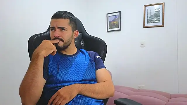 Massimoo 07 online show from March 13, 2025, 9:37 pm