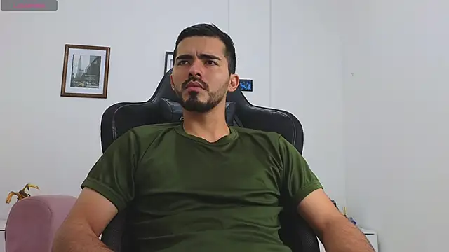 Massimoo 07 online show from September 13, 2025, 3:34 pm