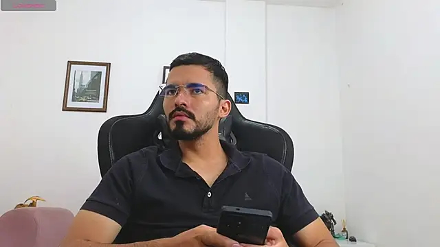 Massimoo 07 online show from September 30, 2025, 3:18 pm