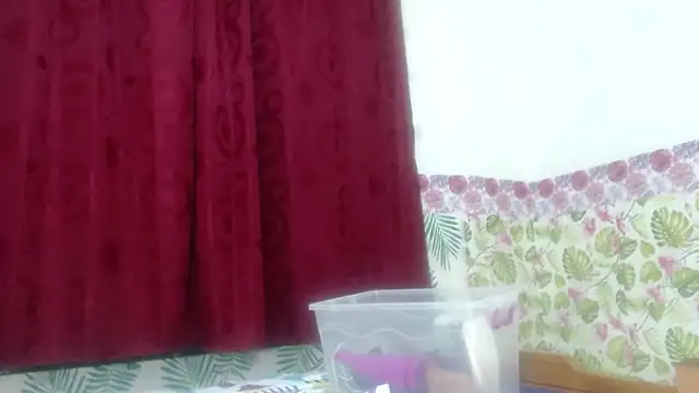 lucia514gutierre online show from January 1, 2025, 8:02 am